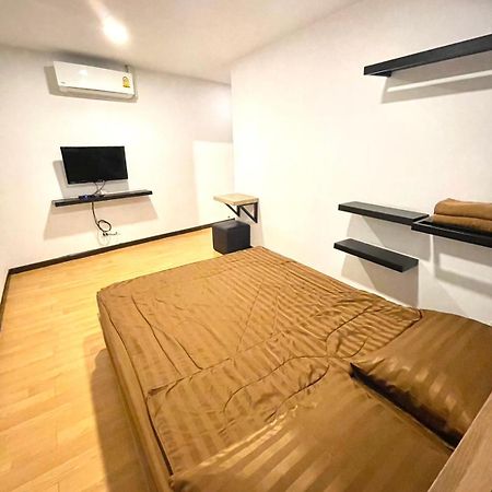Inn Trog And Inn Soi (Adults Only) Bangkok Exterior photo